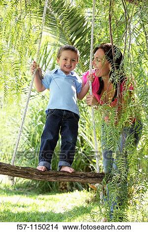 Picture - Family. Fotosearch