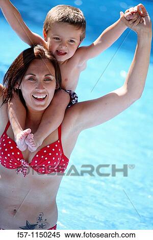 Stock Photography - Family. Fotosearch
