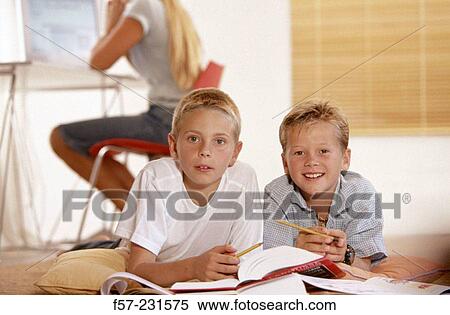 Stock Photography - Family. Fotosearch
