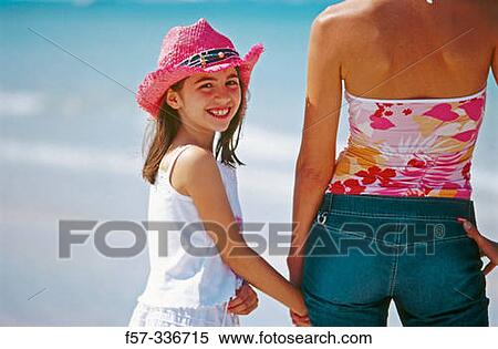 Stock Photography - Family. Fotosearch