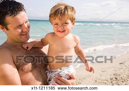 Stock Photography - Family. Fotosearch