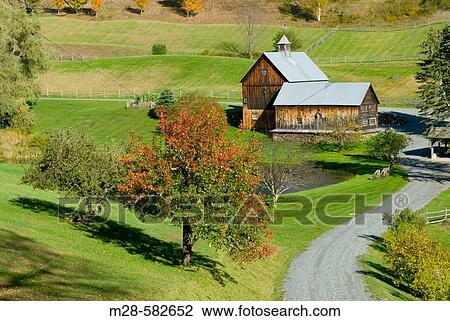 Farm on Cloudland Road Near Woodstock Vermont USA View Large Photo Image Stock Image - Farm on Cloudland Road Near Woodstock Vermont USA. Fotosearch