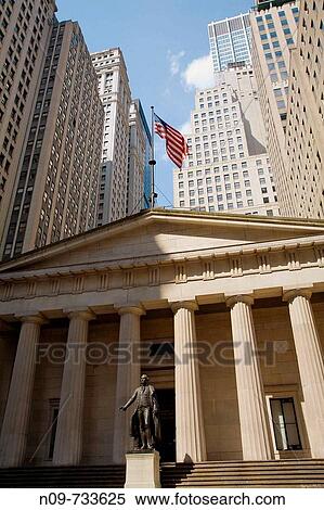 Stock Photography - Federal Hall, Wall Street, New York City, USA. Fotosearch