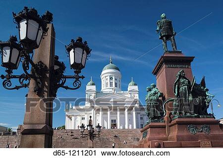 Stock Image - Finland, Helsinki, Senate Square, Senaatintori, Tuomiokirko, Lutheran Cathedral. Fotosearch