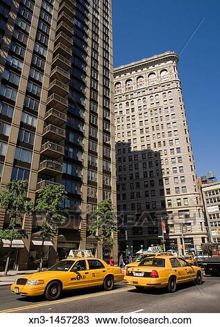 Stock Image - Flatiron Building, Manhattan, New York, USA.. Fotosearch