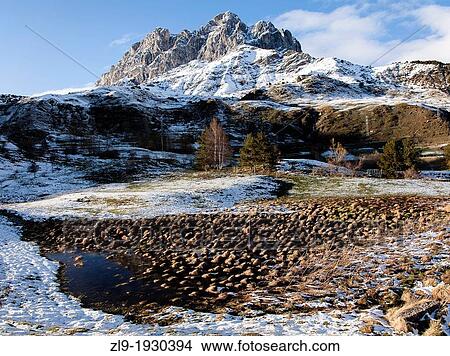 Foratata Peak, Sallent de Gallego, Huesca, Aragon, Spain View Large Photo Image Picture - Foratata Peak, Sallent de Gallego, Huesca, Aragon, Spain. Fotosearch