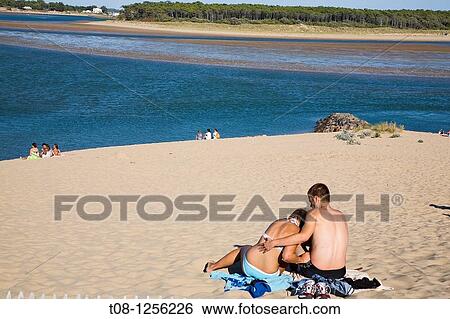 France, 85, Jard sur Mer: Beach Veillon, couple View Large Photo Image Stock Photograph - France, 85, Jard sur Mer: Beach Veillon, couple. Fotosearch