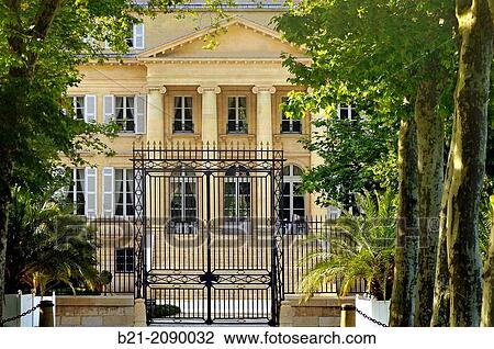 Stock Image - France. Aquitaine. Gironde. at Margaux in the Medoc area of the Bordeaux wines districts, the famed "Chateau Margaux".. Fotosearch