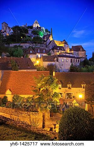 France, Dordogne, Beynac-et- Cazenac in Dordogne Valley View Large Photo Image Stock Photo - France, Dordogne, Beynac-et- Cazenac in Dordogne Valley. Fotosearch