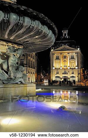 Picture - France, Gironde, Bordeaux, World Heritage Site, Place de la Bourse. Fotosearch