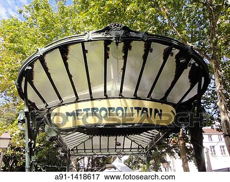France, Ile-de-France, Paris, the subway View Large Photo Image Stock Photo - France, Ile-de-France, Paris, the subway. Fotosearch