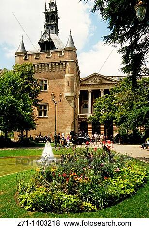 Stock Photo - France, Languedoc, Toulouse, Donjon du Capitole,. Fotosearch