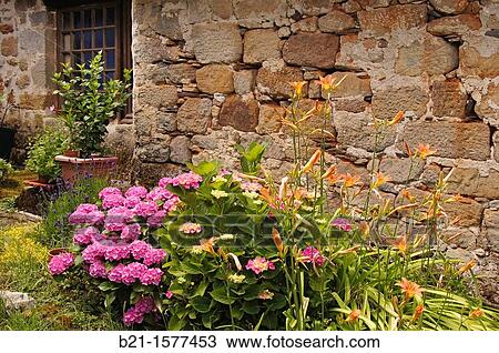 Stock Image - France-Midi Pyr? nn? es-Lot- Pilgrimage way to Santiago de Compostela- Rocamadour Rocamador in Occitan is a commune in the Lot department in south-western France. Fotosearch