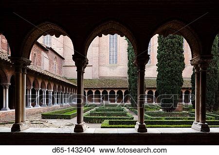 France, Midi-Pyrenees Region, Haute-Garonne Department, Toulouse, Eglise des Jacobins, Mother Church of the Dominican Order, resting place of Saint Thomas Aquinas, 1225-1274, founder of the order, Cloitre des Jacobins cloister View Large Photo Image Picture - France, Midi-Pyrenees Region, Haute-Garonne Department, Toulouse, Eglise des Jacobins, Mother Church of the Dominican Order, resting place of Saint Thomas Aquinas, 1225-1274, founder of the order, Cloitre des Jacobins cloister. Fotosearch