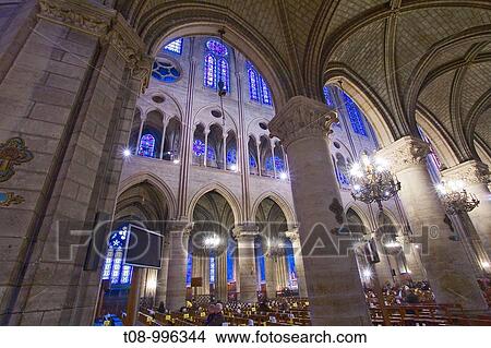 Picture - france, Paris: Notre-Dame, int? rieur. Fotosearch