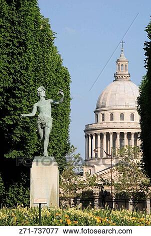 Stock Photo - France, Paris, Panth? on, Jardin de Luxembourg. Fotosearch