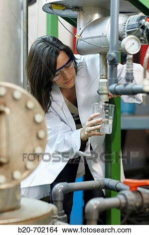 Picture - Gasification equipment, thermal processing of biomass for bioenergy, Department of Biofuels, Energy Unit. Fundaci? n Inasmet-Tecnalia, Centro de Investigaci? n, Parque Tecnologico de San Sebastian, Donostia, Gipuzkoa, Euskadi.. Fotosearch