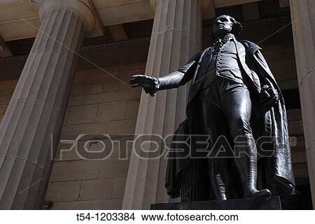 George Washington Statue on the Wallstreet in the Morninglight View Large Photo Image Picture - George Washington Statue on the Wallstreet in the Morninglight. Fotosearch