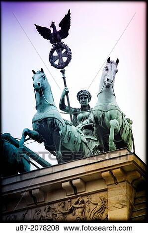 Stock Photo - Germany, Berlin, Pariser Platz Square, Brandenburg Gate.. Fotosearch