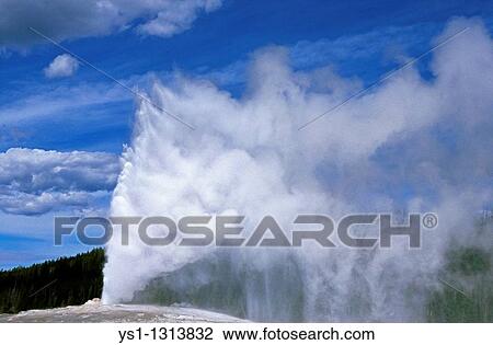 GEYSER IN YELLOWSTONE NATIONAL PARK, WYOMING View Large Photo Image Stock Image - GEYSER IN YELLOWSTONE NATIONAL PARK, WYOMING. Fotosearch