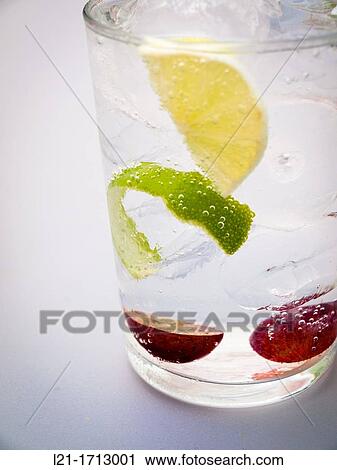 Gin Tonic View Large Photo Image Stock Image - Gin Tonic. Fotosearch