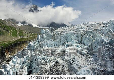 Glaciar d? Argentiere, Chamonix Alpes franceses View Large Photo Image Stock Photo - Glaciar d? Argentiere, Chamonix Alpes franceses. Fotosearch