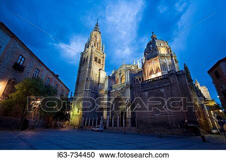 Gothic cathedral (13-15th century) in Plaza del Consistorio, night view, Toledo. Castilla-La Mancha, Spain View Large Photo Image Stock Image - Gothic cathedral (13-15th century) in Plaza del Consistorio, night view, Toledo. Castilla-La Mancha, Spain. Fotosearch