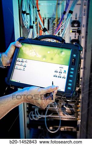 Stock Image - Gpondoctor FTTH (Fiber-to-the-home) analysis & monitoring tools, optical fiber network analyzer to identify anomalies in the communications between operator and customers homes. Fotosearch