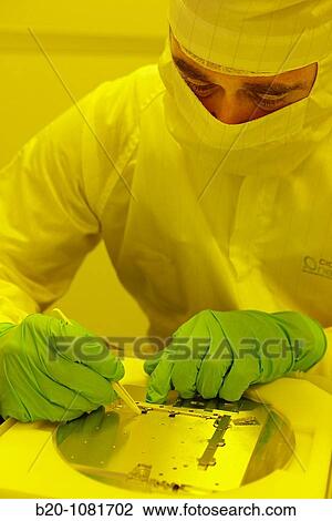 Stock Image - Grounding the substrate to the wafer holder, clean room, e-beam lithography (EBL), substrate holder, CIC nanoGUNE, Nanoscience Cooperative Research Center, San Sebastian, Gipuzkoa, Euskadi, Spain. Fotosearch