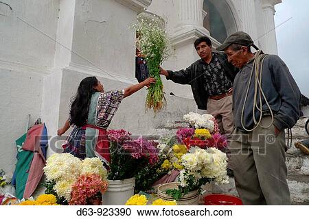 GUATEMALA Chichicastenango market Flower sellers View Large Photo Image Stock Image - GUATEMALA Chichicastenango market Flower sellers. Fotosearch