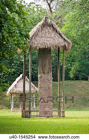 Picture - Guatemala, Quirigua, Mayan stela. Fotosearch