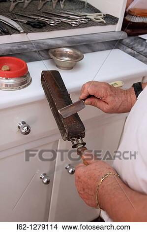 Hand razor View Large Photo Image Picture - Hand razor. Fotosearch
