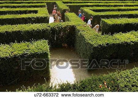 Hedge Labyrinth, Schonbrunn Palace Gardens, Vienna, Austria, Europe View Large Photo Image Stock Image - Hedge Labyrinth, Schonbrunn Palace Gardens, Vienna, Austria, Europe. Fotosearch