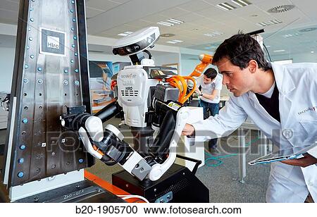 Stock Image - HIRO robot Humanoid robot for automotive assembly tasks in collaboration with people Industry, Tecnalia Research & innovation, Technology and Research Centre, Miramon Technological Park, San Sebastian, Donostia, Gipuzkoa, Basque Country, Spain. Fotosearch
