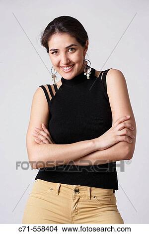 Picture - Hispanic/Latin woman. Fotosearch