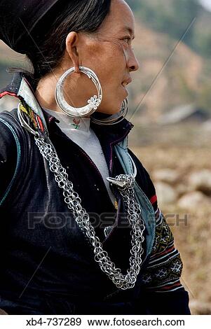 Stock Photo - Hmong woman, Moung Hoa valley, Sa Pa, Vietnam. Fotosearch