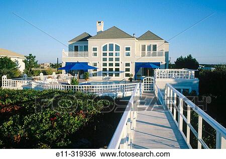 Home on Long Island, NY View Large Photo Image Stock Photograph - Home on Long Island, NY. Fotosearch