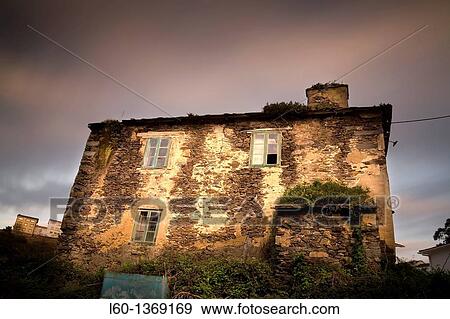 House in Viav? lez, Asturia, Spain View Large Photo Image Stock Photo - House in Viav? lez, Asturia, Spain. Fotosearch