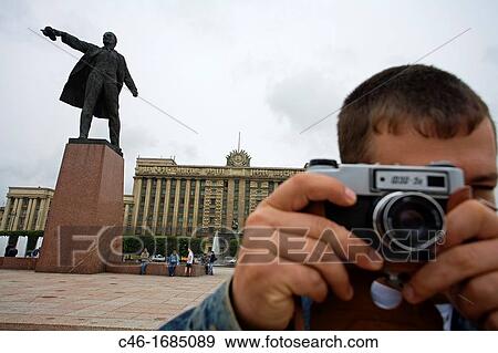 Stock Photo - House of Soviets and Lenin statue, St Petersburg, Russia.. Fotosearch