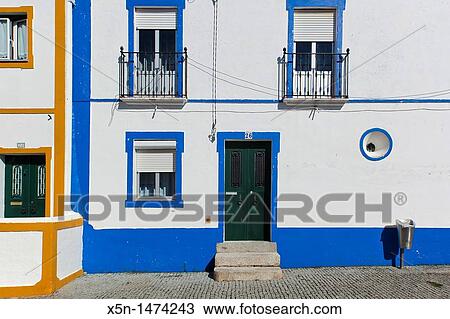 Houses of Arraiolos, Alentejo, Portugal, Europe View Large Photo Image Stock Image - Houses of Arraiolos, Alentejo, Portugal, Europe. Fotosearch