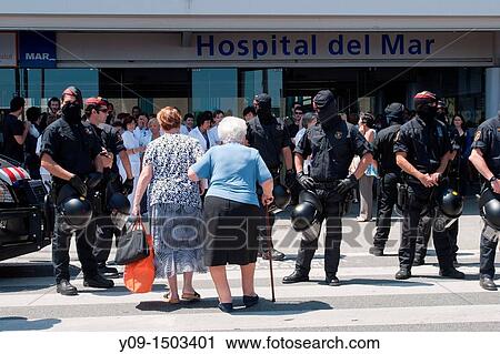 Indignats outraged demonstration, 21/07/2011, Barcelona, Spain View Large Photo Image Stock Image - Indignats outraged demonstration, 21/07/2011, Barcelona, Spain. Fotosearch