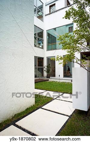 Stock Image - Inner courtyard of Villa 32 hotsprings in Taipei. Fotosearch