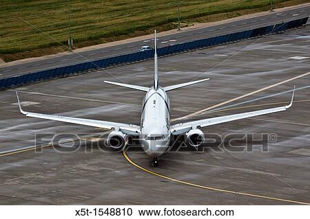 Stock Image - Israel, Ben-Gurion international Airport El-Al Boeing 737 passenger jet. Fotosearch