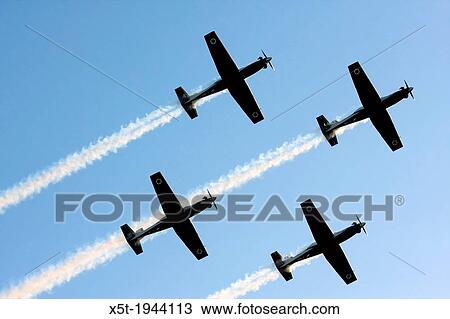 Israeli Air force Flight Academy Beechcraft T-6A Texan II Aerobatics team in flight. View Large Photo Image Stock Image - Israeli Air force Flight Academy Beechcraft T-6A Texan II Aerobatics team in flight.. Fotosearch