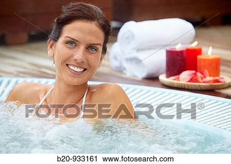 Jacuzzi, Spa-relais View Large Photo Image Stock Image - Jacuzzi, Spa-relais. Fotosearch