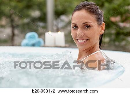 Jacuzzi, Spa-relais View Large Photo Image Stock Image - Jacuzzi, Spa-relais. Fotosearch