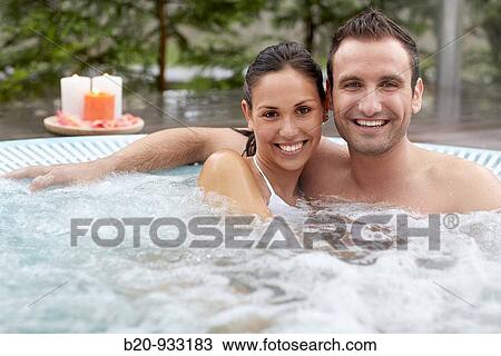 Stock Image - Jacuzzi, Spa-relais. Fotosearch