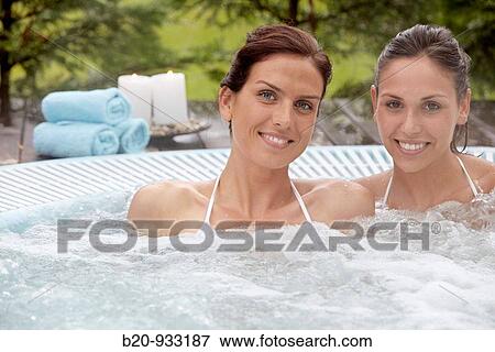 Jacuzzi, Spa-relais View Large Photo Image Stock Photo - Jacuzzi, Spa-relais. Fotosearch