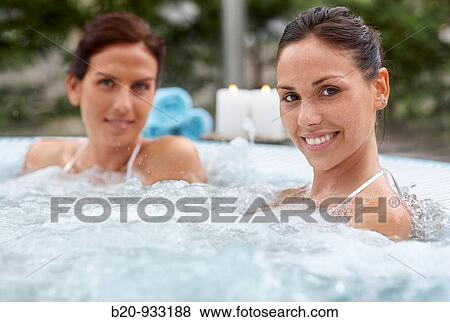 Jacuzzi, Spa-relais View Large Photo Image Stock Photo - Jacuzzi, Spa-relais. Fotosearch