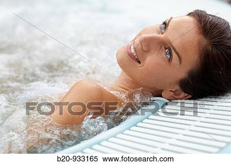 Jacuzzi, Spa-relais View Large Photo Image Stock Photography - Jacuzzi, Spa-relais. Fotosearch